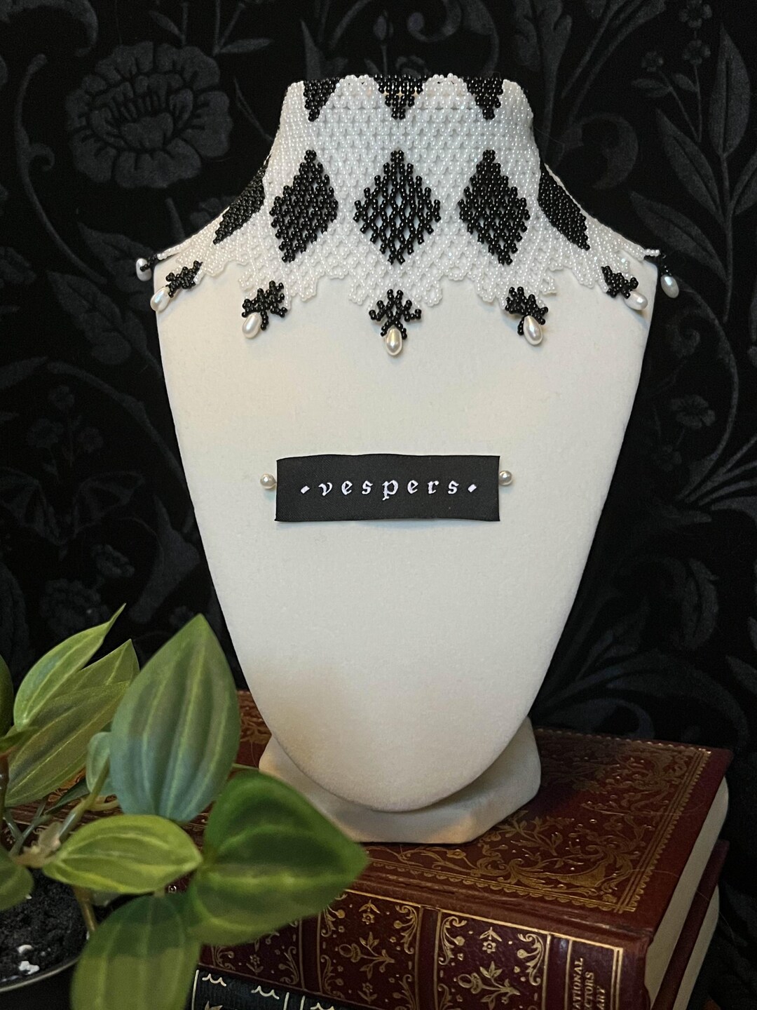 Duchess of Fools [pearl] - Beaded Jester Collar Necklace - Etsy