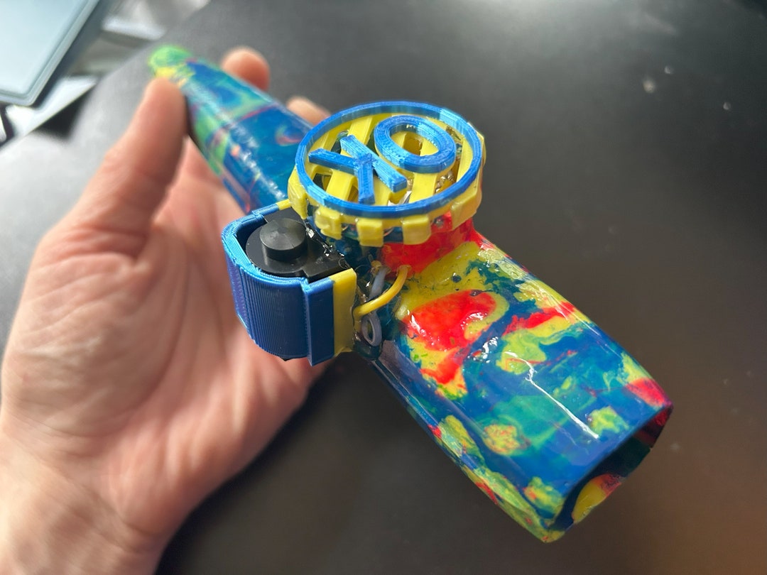 Jumbo 8 Electric Kazoo 1 of 4 Etsy