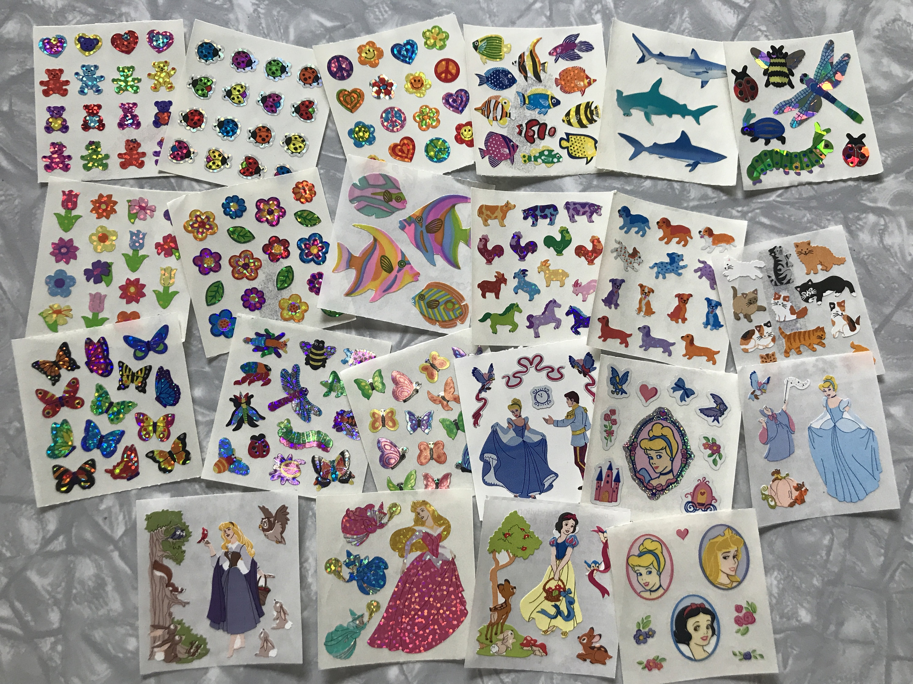 Disney Scrapbooking Supplies & Album - Sandylion - Paper & Stickers -  Grandidee Viaggi