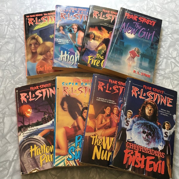 1980's/90's Fear Street Chapter Books by R.L. Stine - YOU CHOOSE!