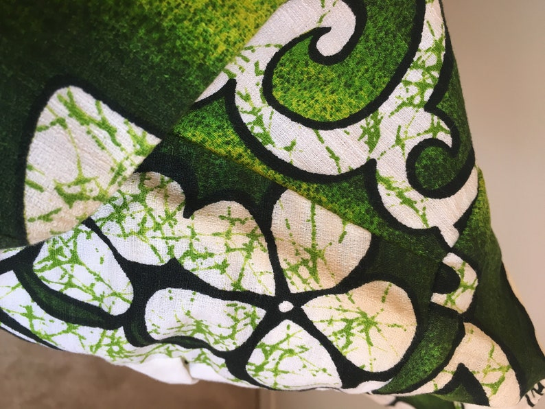 Vtg 1970/'s Surfside Sportswear Hawaiian Shirt Green and White hibiscus floral print
