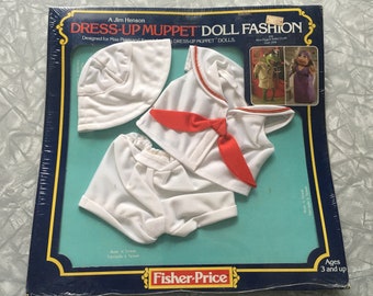 1981 Fisher Price Dress-Up Muppet Doll Fashion "#891 Miss Piggy's Sailor Outfit" - NEW