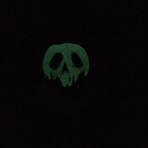 Disney Snow White Queen's Poisoned Apple Screen Accurate - Etsy