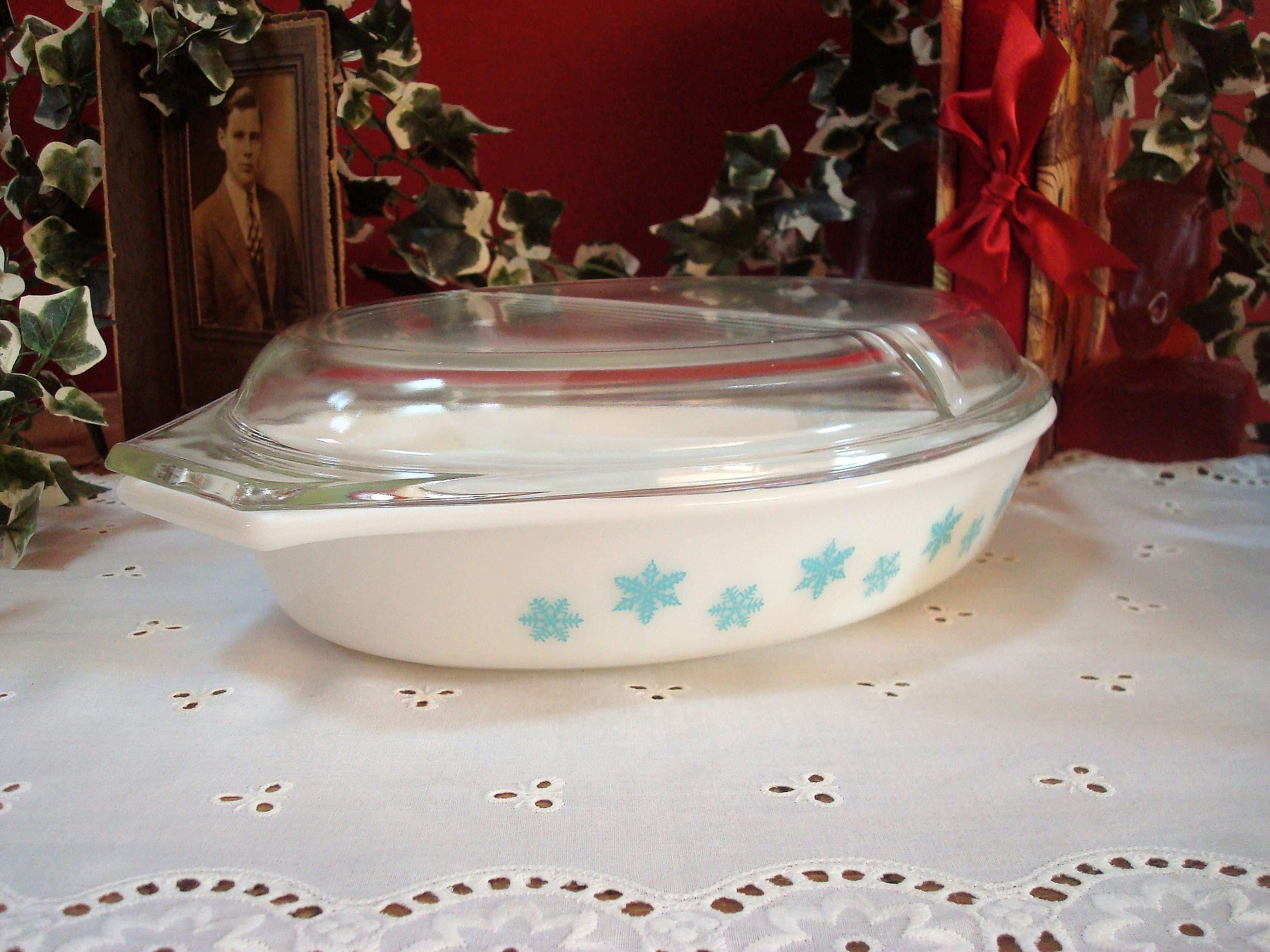 Vintage PYREX Snowflake Pattern 1 1/2 Quart Etsy
