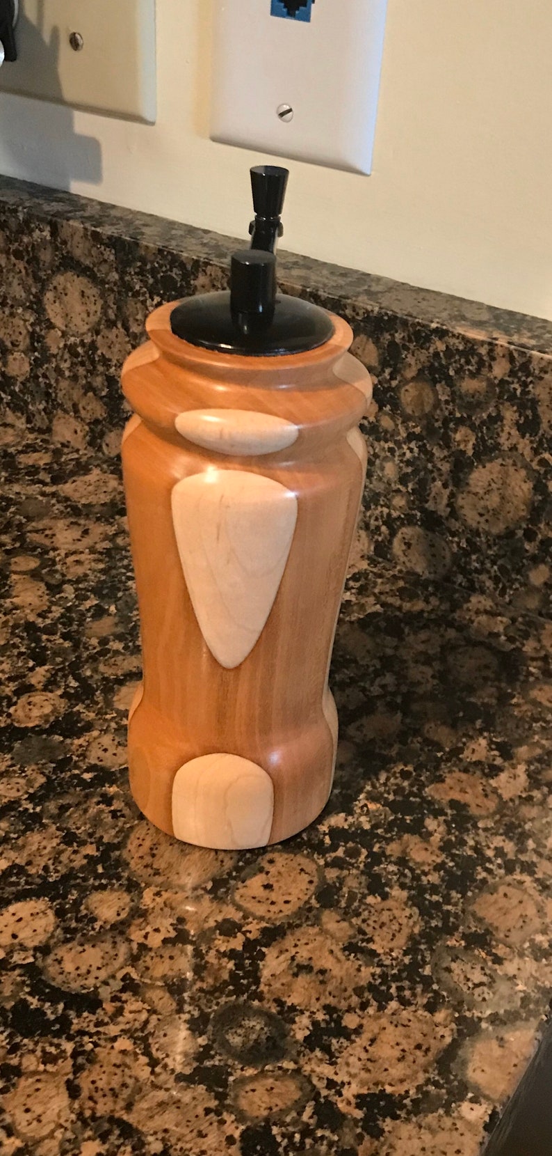 Beautiful Pepper Mill Salt Pepper Shakers Home Living Vadel Com