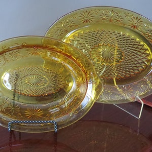 Vintage Indiana Glass Amber Glass Daisy Pattern #620 from the 1940s
