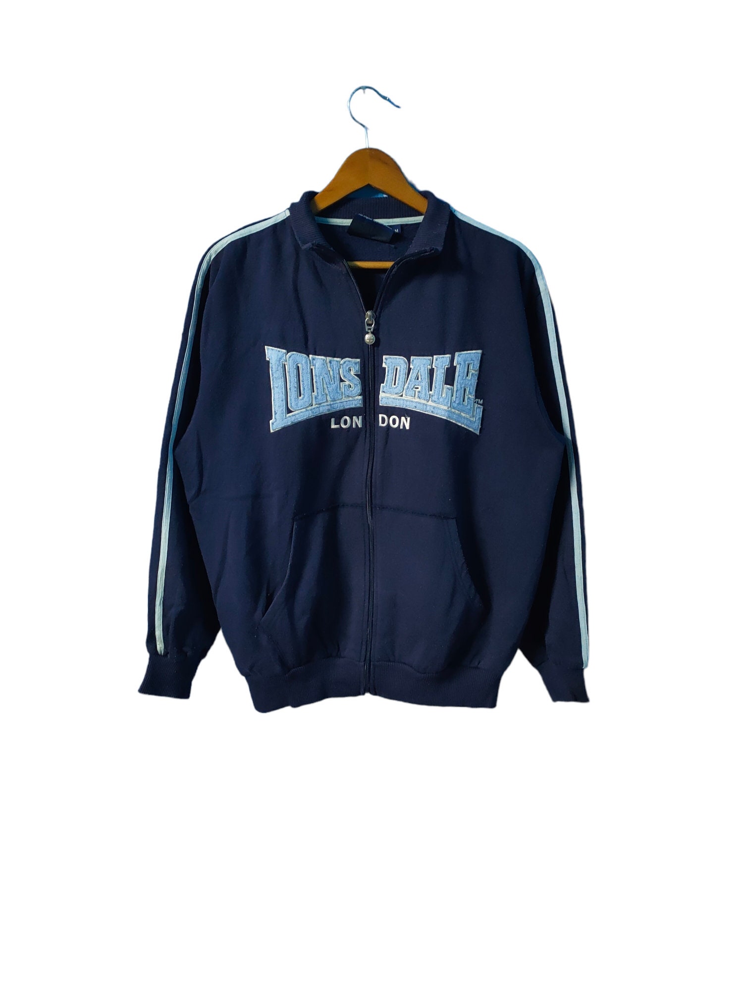 Šipkalo stalno Bili pull lonsdale pas cher glasina haljina Navodnjavanje