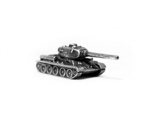 World Of Tanks Keychain Tank T 34 85 Wot Tank Keychains Etsy