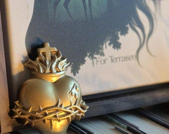 FIREHEART Gold Heart Decor, Throne of Glass Inspired Gift, Fantasy Bookshelf Decor, Bookish Gallery Wall Art
