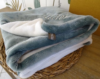 Gepersonaliseerde winterbabydeken, geborduurde babydeken, warme babydeken, gepersonaliseerde babyplaid, kraamcadeau