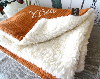 Gepersonaliseerde babydeken, geborduurde winterbabydeken, babydeken van dubbel gaas, gepersonaliseerde babyplaid, kraamcadeau