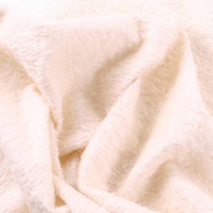 Mohair Fabric Teddy Bear Ivory White German Helmbold 12mm Wavy Sparse – 1/4m 1/8m 1/6m sizes for traditional making + vintage bear repairs