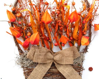 Panier d'halloween : fait main, plat, fin, automne, couronne, rustique, primitif, automne, porte, décoration, artificiel, feuille orange, baie, tenture murale