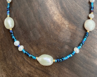 Seed bead and pearl necklace
