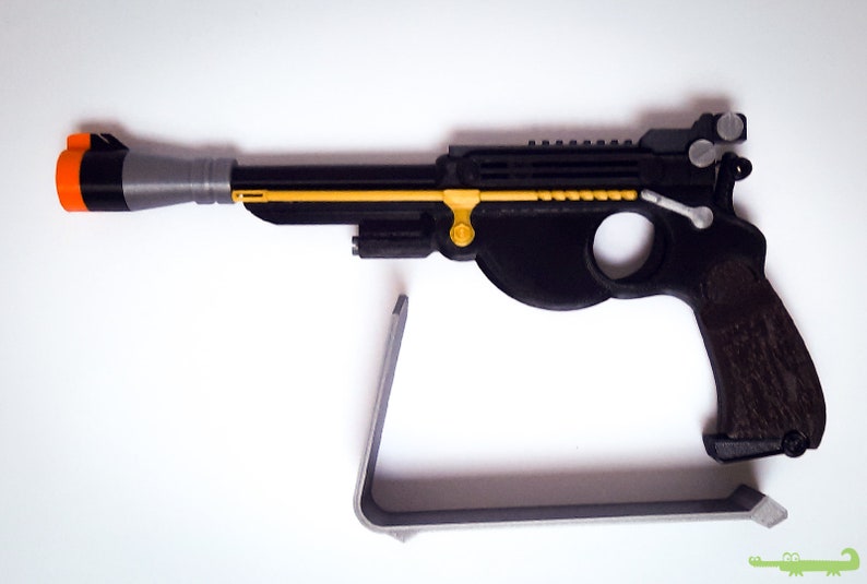 Star Wars The Mandalorian Blaster Pistol Replica 3D Printed | Etsy
