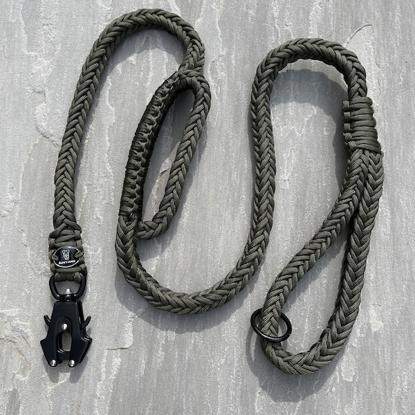 Tactical Frog Paracord 550 Dog Lead with grab handle