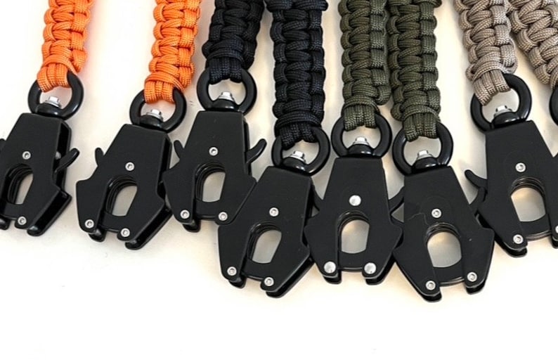 Tactical Frog Paracord 550 Dog Lead with grab handle image 4