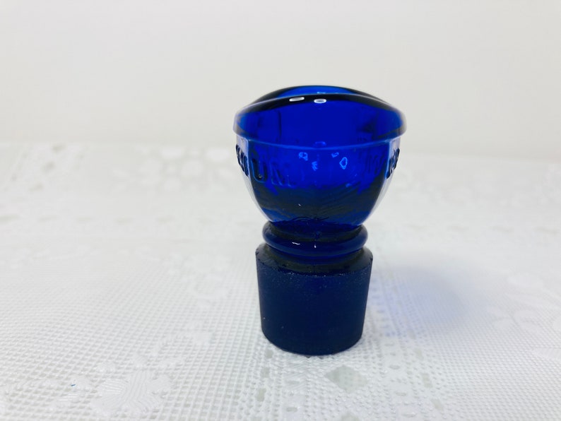 Wyeth Cobalt Blue Glass Eye Wash Cup Stopper, Wyeth Glass Eye Wash Cup