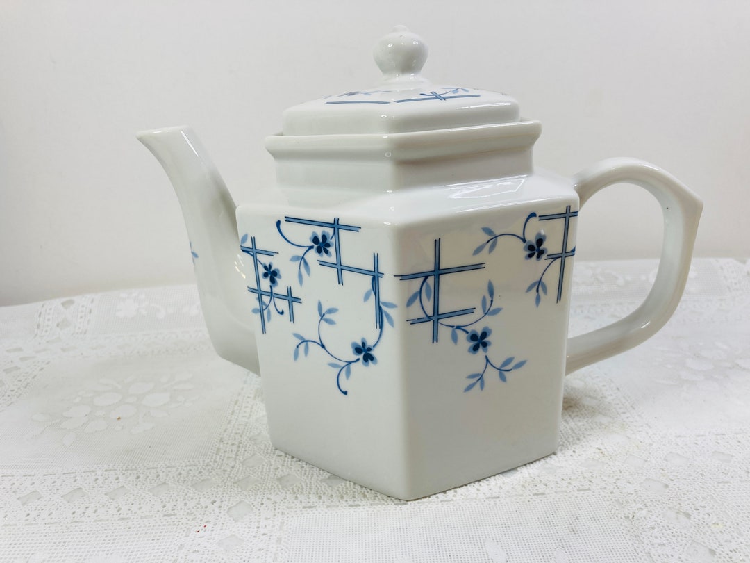 Toscany Blue and White Teapot, Ceramic Blue and White Teapot, Toscany