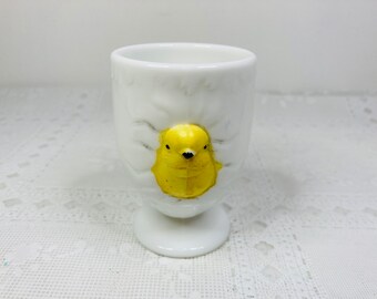 Westmoreland Hatching Chick Egg Cup With Handle, Westmoreland Egg Cup, Hatching Chick Egg Cup, Chick Egg Cup, 3D Hatching Chick Egg Cup