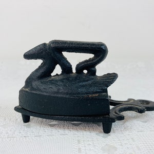 Cast Iron Miniature Swan Sadiron and Trivet, Miniature Sadiron and Trivet, Miniature Cast Iron Sadiron and Trivet, Swan Sadiron and Trivet