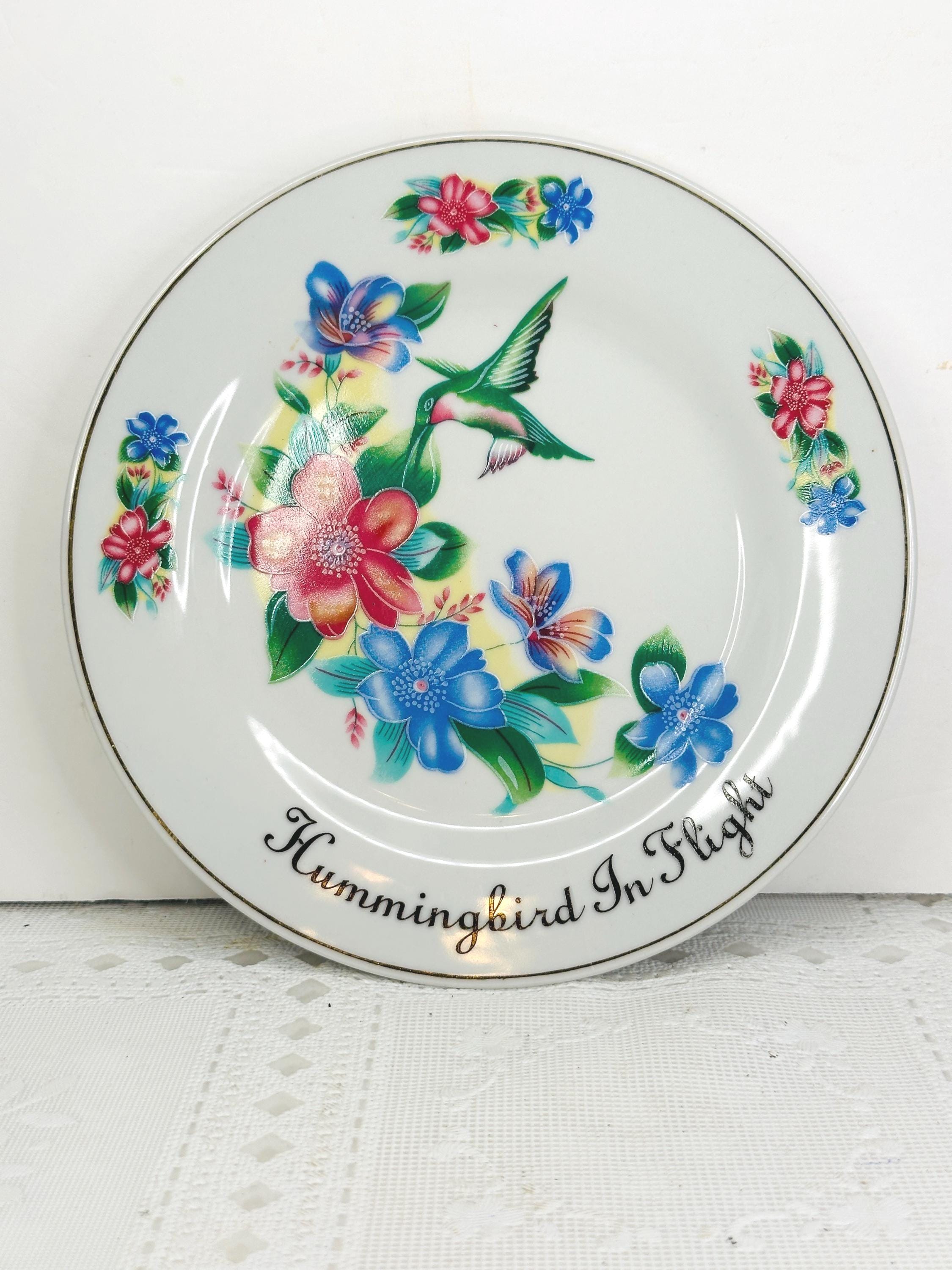 Ashton Hall Hummingbird in Flight Porcelain Plate: Collector Plate