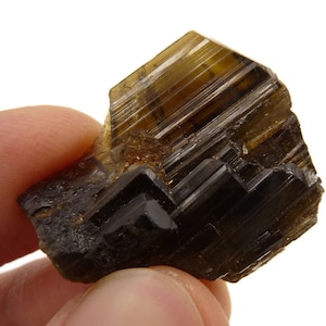 Beendet Epidote Kristall - Pakistan - 8,7 Gramm - 30 x 24 x 10 mm