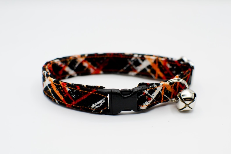 Halloween Cat Collar: Eyeballs, Moon & Stars, Paint Splatter, Grafitti -Breakaway or Non-Breakaway Buckle-Puppy-XSmall Dog Grafitti