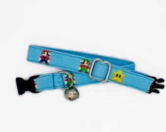 Mario Cat Collar: Video Game Print- Breakaway or Non-Breakaway Buckle- Puppy or XSmall Dog