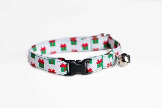 Christmas Cat Collar: Christmas Present, Breakaway or Non-Breakaway Buckle-Puppy-XSmall Dog