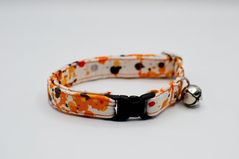 Halloween Cat Collar: Eyeballs, Moon & Stars, Paint Splatter, Grafitti -Breakaway or Non-Breakaway Buckle-Puppy-XSmall Dog Paint Splatter