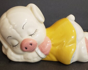 Figurine en céramique de cochon endormi blanc rose jaune 20 cm