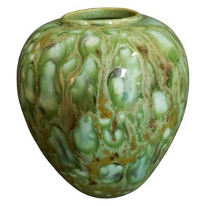 Kleine groene keramische aardewerkvaas van 5,5 inch