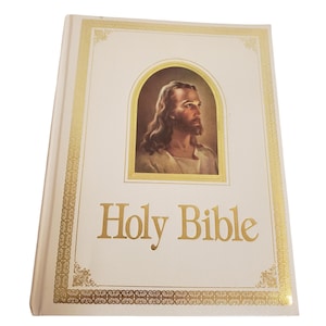 The Holy Bible King James Verson Red Letter Edition A Regency Bible 1978 White and Gold