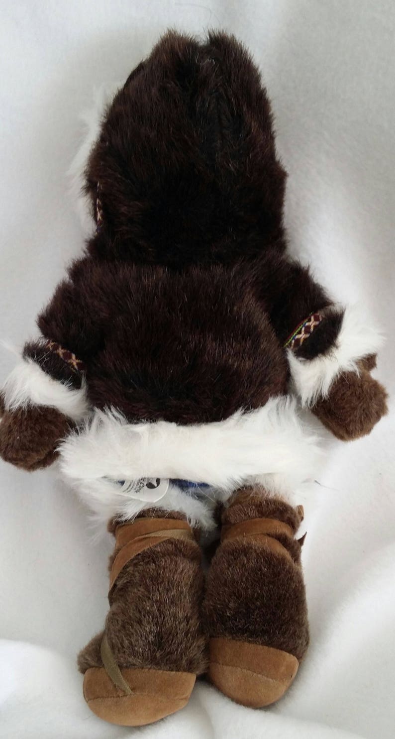 Eskimo Girl Doll ~ Alaska Souvenir ~ Arctic Circle Enterprises ~ Anchorage Alaska