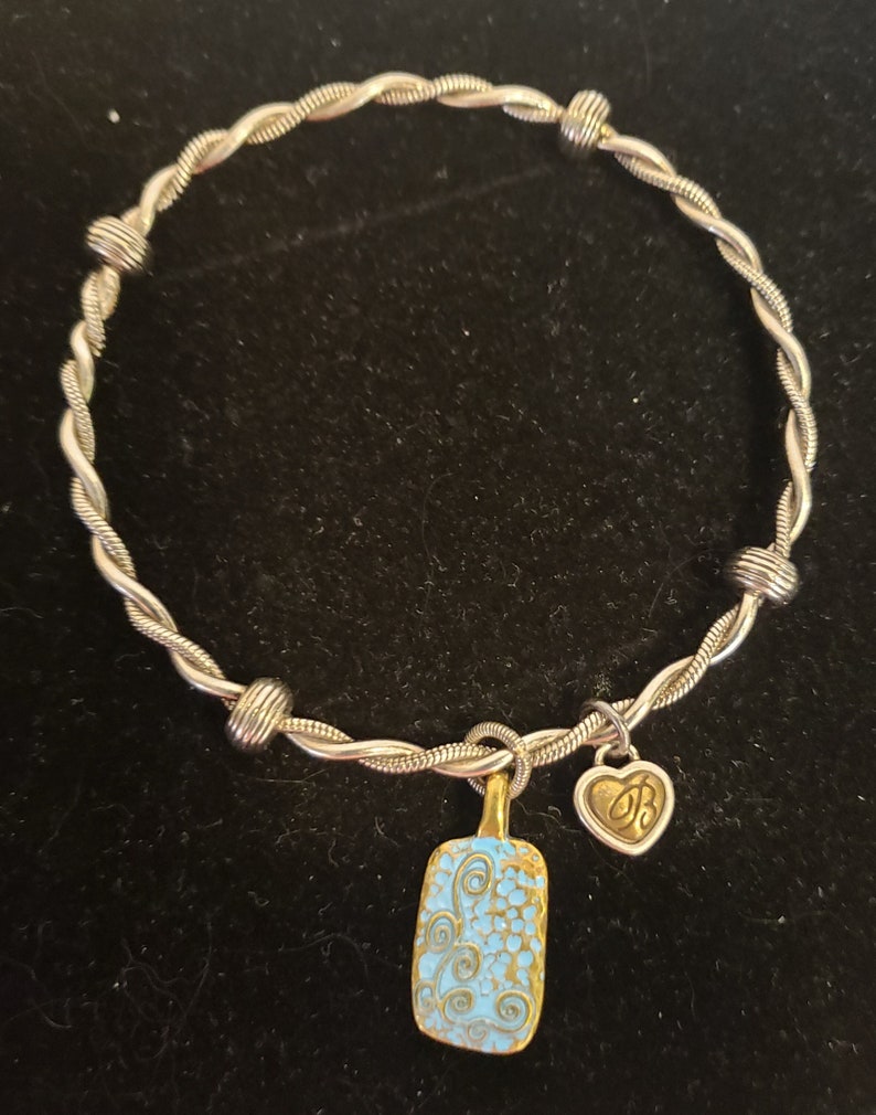 Pulsera Brighton Imagine Create Inspire Live Charm Pulsera firmada de metal trenzado en tonos plateados y azules imagen 3