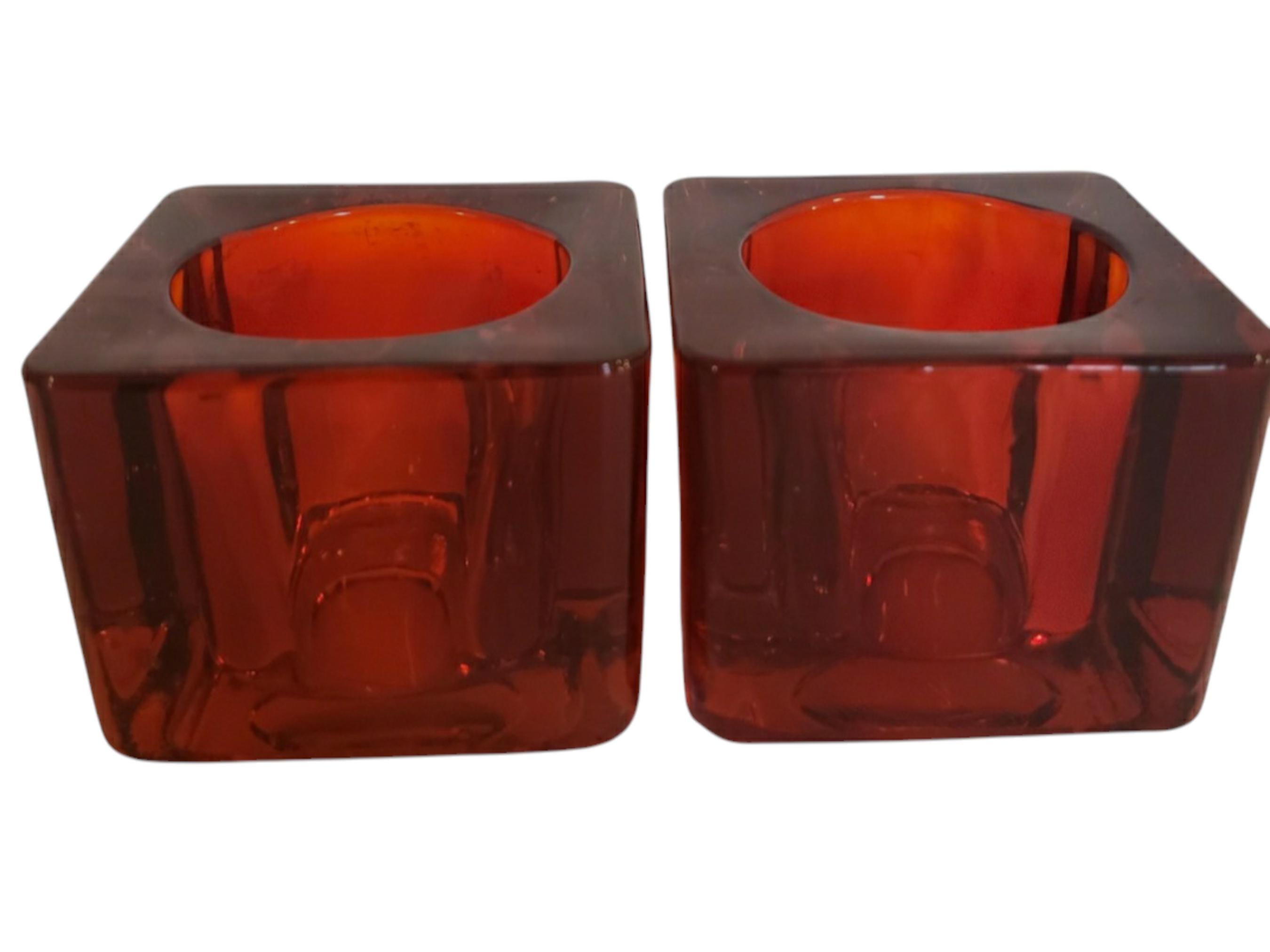 Paire De Bougeoirs Métal Rouge Cerise - Vintage, Occasion - Parfaits Pour Noël