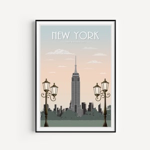 Puede incluir: Un p&oacute;ster de estilo vintage con un marco negro que presenta una vista de la ciudad de Nueva York con el Empire State Building en el centro. El p&oacute;ster tiene el texto "NEW YORK - THE WONDER CITY -" en la parte superior.