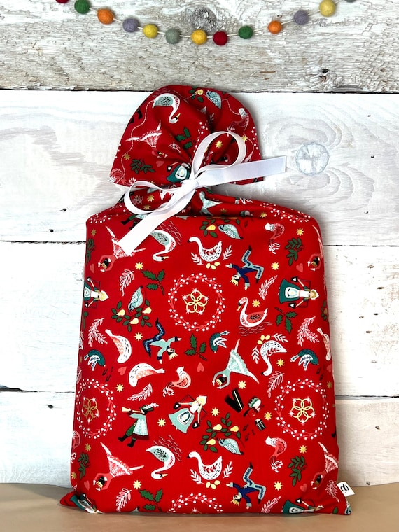 Reusable Fabric Gift Bag -- Partridge in a Pear Tree