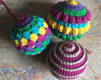 PDF crochet baubles pattern download US/UK
