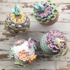 PDF crochet pattern spring, Mother’s Day, flower baubles US/UK