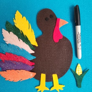 Der Truthahn trägt eine Regenbogenfeder // Filzgeschichten // Thanksgiving Filzgeschichten Spiel // Filzgeschichten // Filzgeschichte Farbe // Filzgeschichten Thanksgiving