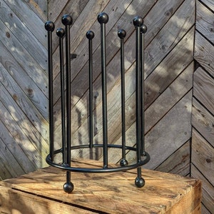 Wellington boot stand / wellie rack / welly rack - Holds 4 pairs of wellies / walking boots /  riding boots