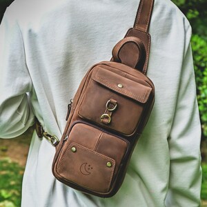 Customized Retro Leather Chest Bag: Handmade Cowhide Sling Backpack
