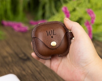 Personalized Handmade Leather Earphone Case: Personalized Earbud Storage Pouch
