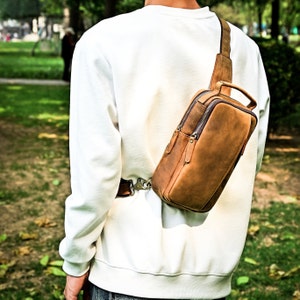 Sac poitrine en cuir Crazy Horse couche supérieure en cuir de vachette sac à bandoulière vintage sac à bandoulière en cuir de vachette d'extérieur sac à dos en cuir