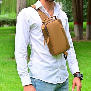 Sac poitrine en cuir Crazy Horse couche supérieure en cuir de vachette sac à bandoulière vintage sac à bandoulière en cuir de vachette d'extérieur sac à dos en cuir