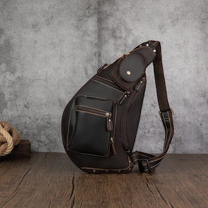 Benutzerdefinierte Dreieck Crossbody Taschen Lässige Brusttasche Echtleder Brust Daypack Große Reisetasche Hochzeitsgeschenk