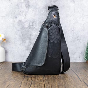 Retro Crossbody Bag Outdoor Brusttasche Lässige Dreieckstasche Leder Handytasche Multi-Fach Kleine Tasche Geburtstagsgeschenke für Freunde