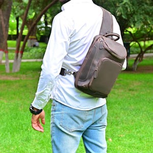 Bolsa tiracolo personalizada para mulheres unissex bolsa transversal no peito mochila casual para esportes ao ar livre bolsa de viagem para caminhadas bolsa de ciclismo com dois bolsos principais